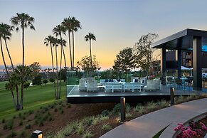 VEA Newport Beach, A Marriott Resort & Spa