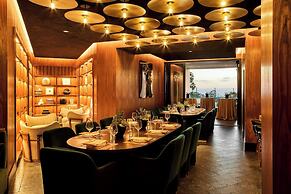 VEA Newport Beach, A Marriott Resort & Spa