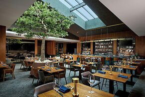 VEA Newport Beach, A Marriott Resort & Spa