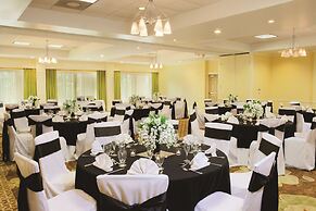 Doubletree Suites by Hilton at The Battery Atlanta