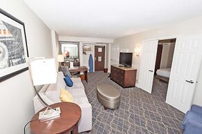 Doubletree Suites by Hilton at The Battery Atlanta