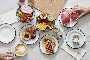 The Ville Resort - Casino