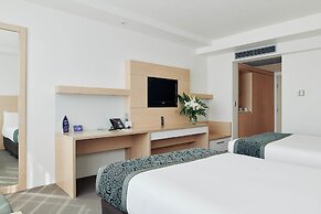 The Ville Resort - Casino