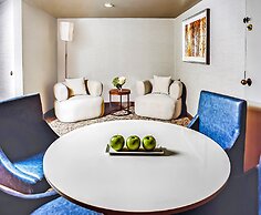 Crowne Plaza Toronto North York by IHG