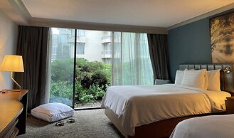 Crowne Plaza Toronto North York by IHG