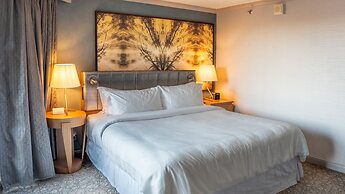 Crowne Plaza Toronto North York by IHG