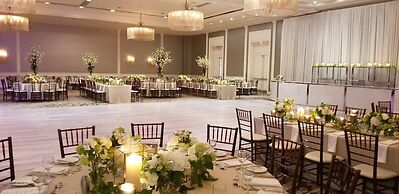 Crowne Plaza Toronto North York by IHG