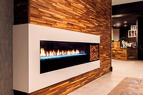 Delta Hotels by Marriott Fargo