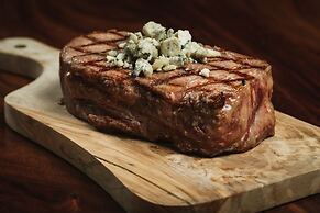 Delta Hotels by Marriott Fargo