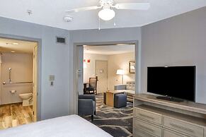 Homewood Suites by Hilton Windsor Locks Hartford