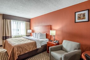 Country Inn & Suites by Radisson, Muskegon, MI