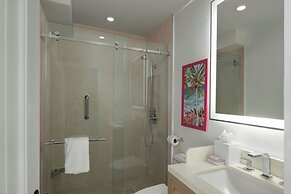 Crystal Cove, A Tribute Portfolio All-Inclusive Resort