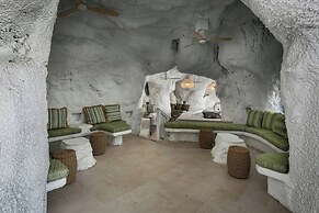 Crystal Cove, A Tribute Portfolio All-Inclusive Resort
