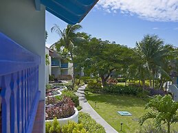 Crystal Cove by Elegant Hotels - All-Inclusive