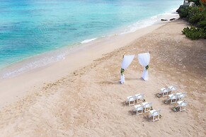 Crystal Cove by Elegant Hotels - All-Inclusive