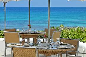 Crystal Cove by Elegant Hotels - All-Inclusive