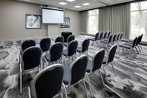 Embassy Suites by Hilton Detroit Troy Auburn Hills