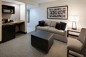 Embassy Suites by Hilton Detroit Troy Auburn Hills