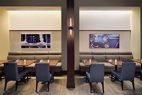 Embassy Suites by Hilton Detroit Troy Auburn Hills