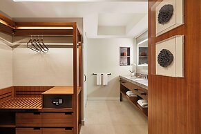 Hyatt Regency Maui Resort & Spa