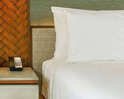 Hyatt Regency Maui Resort & Spa