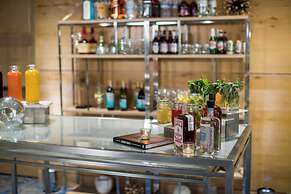 Renaissance Chicago Downtown Hotel