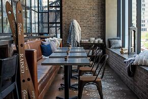 Renaissance Chicago Downtown Hotel