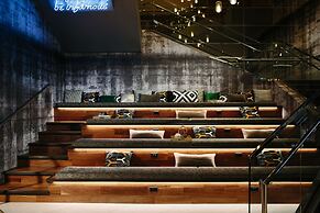 Renaissance Chicago Downtown Hotel