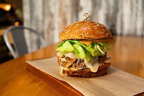 Renaissance Chicago Downtown Hotel