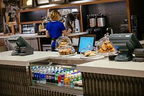 Renaissance Chicago Downtown Hotel