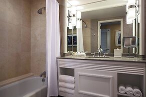 Renaissance Chicago Downtown Hotel