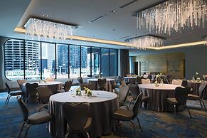 Renaissance Chicago Downtown Hotel