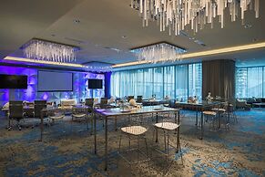 Renaissance Chicago Downtown Hotel