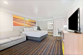 Days Inn by Wyndham San Diego Hotel Circle
