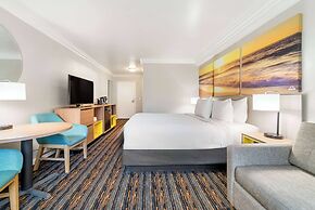 Days Inn by Wyndham San Diego Hotel Circle