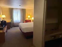 Country Inn & Suites by Radisson, Fairview Heights, IL