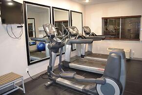 Country Inn & Suites by Radisson, Fairview Heights, IL