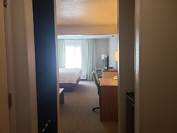 Country Inn & Suites by Radisson, Fairview Heights, IL