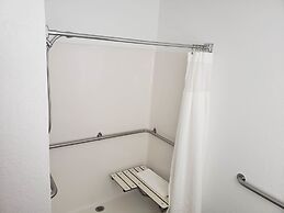 Country Inn & Suites by Radisson, Fairview Heights, IL