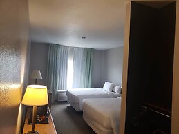 Country Inn & Suites by Radisson, Fairview Heights, IL