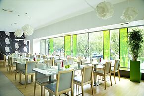 Holiday Inn Paris Opéra Grands Boulevards by IHG