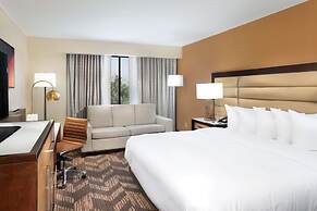 DoubleTree by Hilton Hotel Lawrence