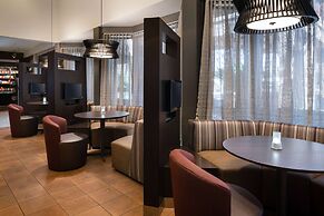 Sonesta Select Phoenix Camelback