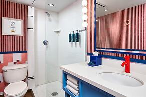 the Curtis Denver - a DoubleTree by Hilton Hotel