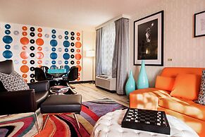 the Curtis Denver - a DoubleTree by Hilton Hotel