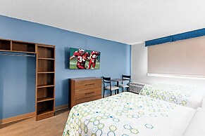 HomeTowne Studios by Red Roof & Conference Center Cortland