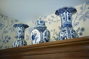 Carlton Ambassador Hotel