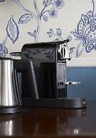 Carlton Ambassador Hotel