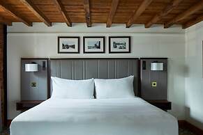 Manchester Marriott Victoria & Albert Hotel