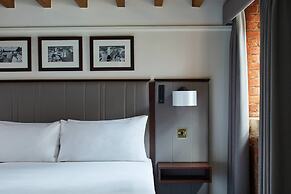 Manchester Marriott Victoria & Albert Hotel